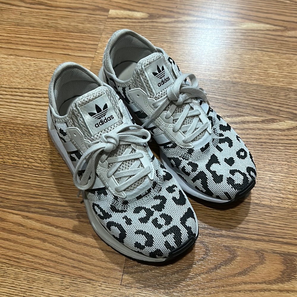 Adidas leopard print, size 8.5 great condition